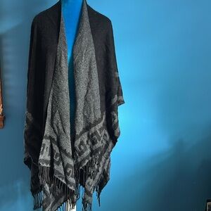 Reversible Shawl (one size)